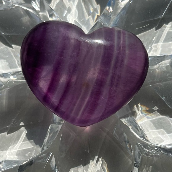 Purple Fluorite Heart - Picture 5 of 10